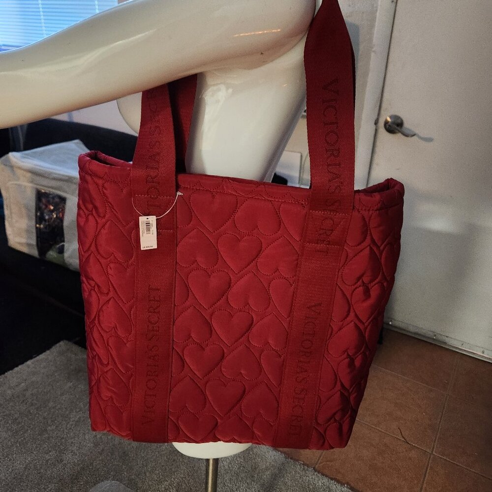 VS Quilted Puffer Tote - Picture 1 of 10